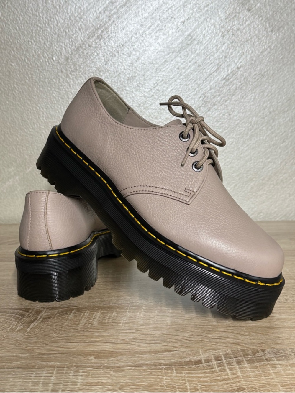 Dr.Martens 1461 Quad ll Platform Shoes Men’s 12M Vintage Taupe Pisa Leather - Picture 12 of 12
